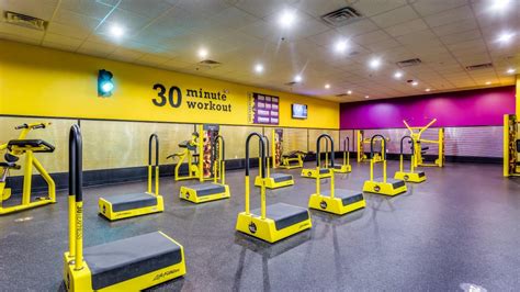 Gym In Farmers Branch Tx 2740 Valwood Pkwy Ste 147 Planet Fitness